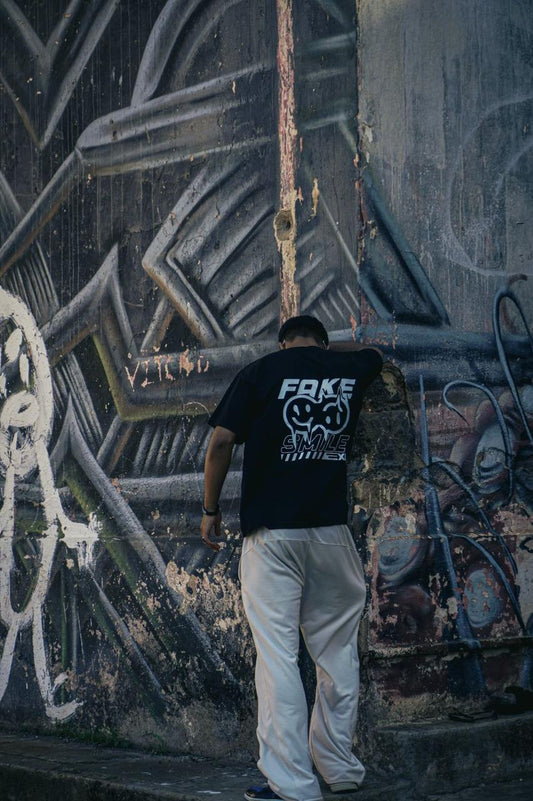 Fake Smile-T-shirt Oversize